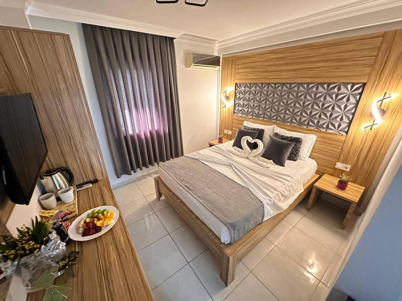 Royal Ezel Hotel Antalya Exterior photo