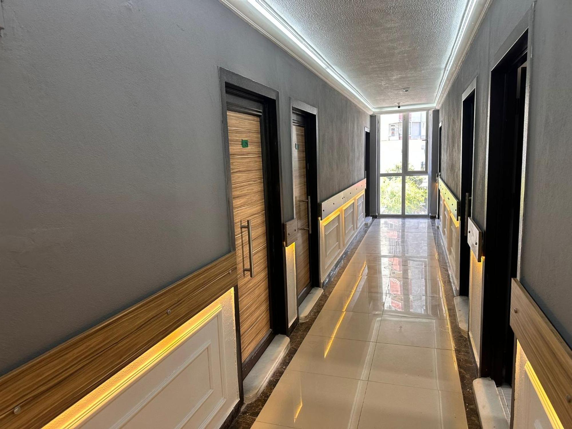 Royal Ezel Hotel Antalya Exterior photo