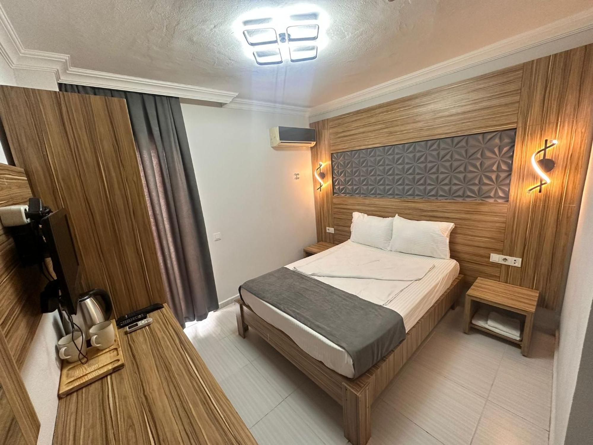 Royal Ezel Hotel Antalya Exterior photo