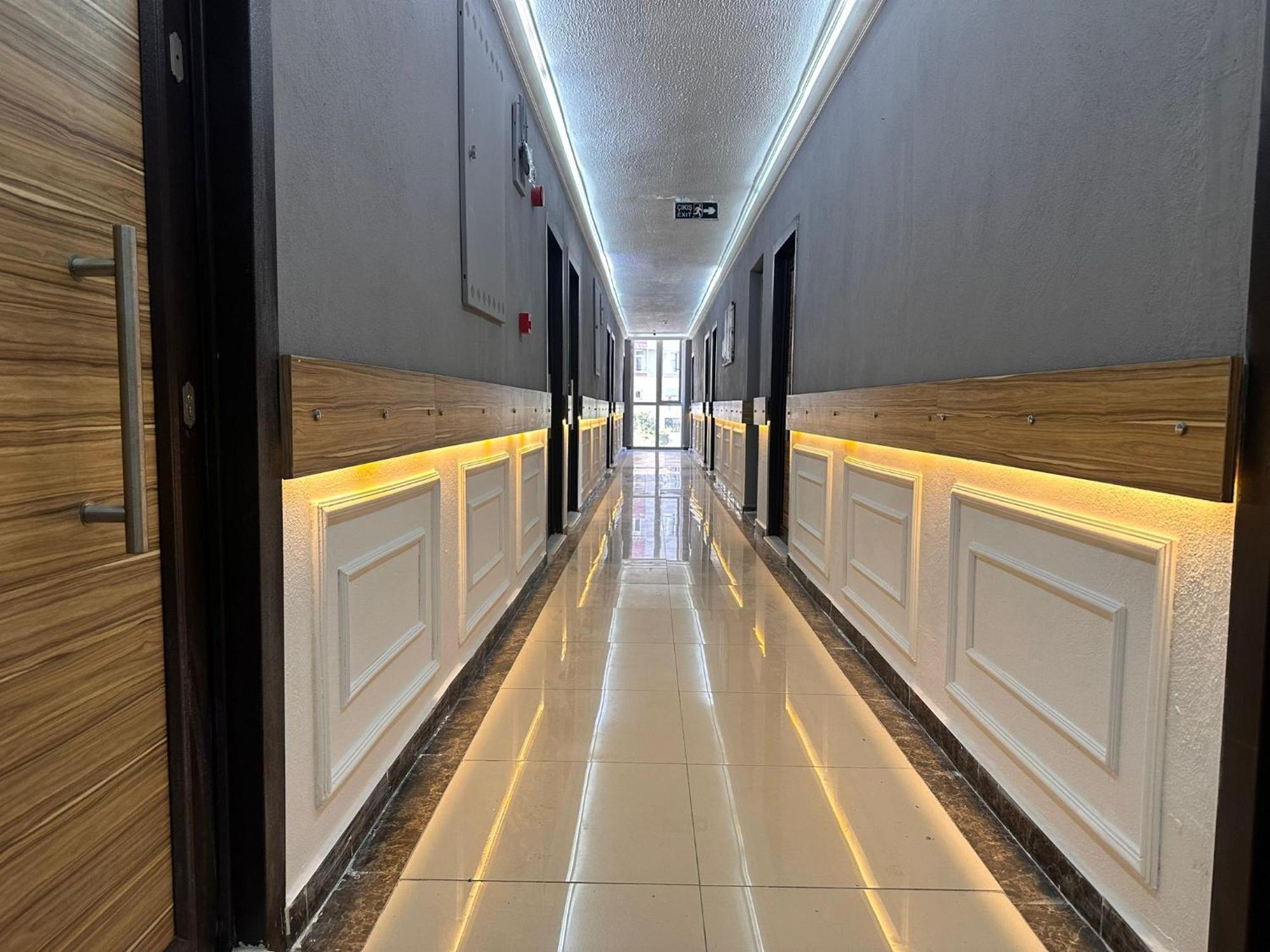 Royal Ezel Hotel Antalya Exterior photo