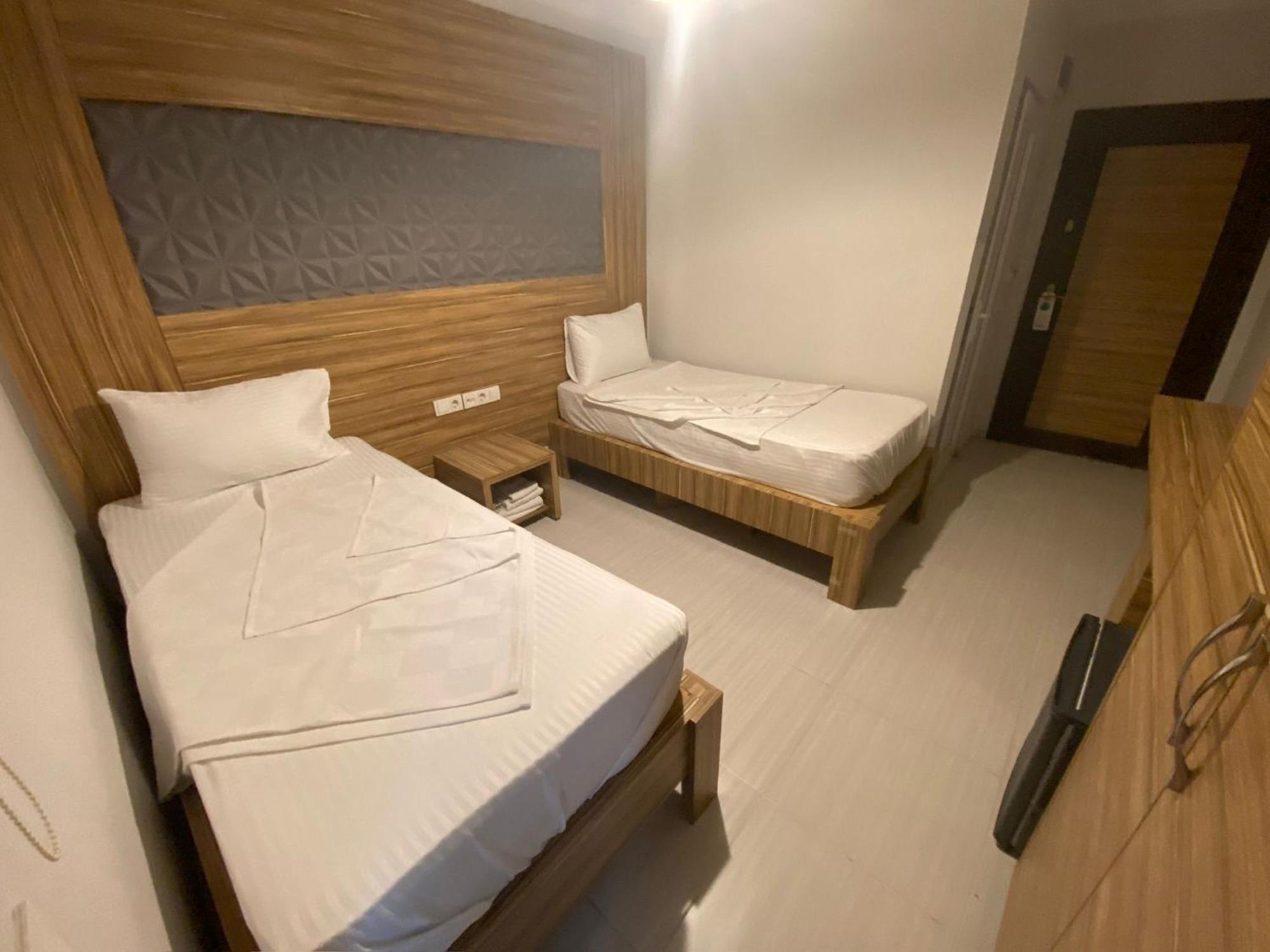 Royal Ezel Hotel Antalya Exterior photo